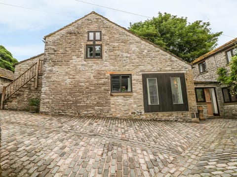 Barn Cottage House in High Peak District