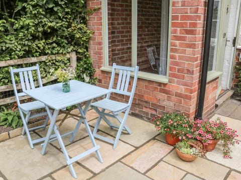 Callow Cottages House in East Staffordshire District