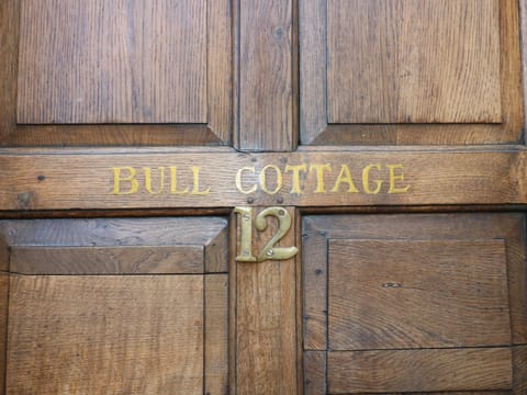 Bull Cottage House in West Oxfordshire District