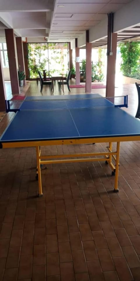 Table tennis