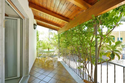 Patio, Spring, Day, Garden, Balcony/Terrace, Garden view