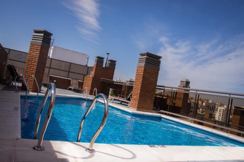 Balcony/Terrace, Swimming pool