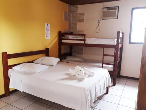 Bed, Bedroom, bunk bed