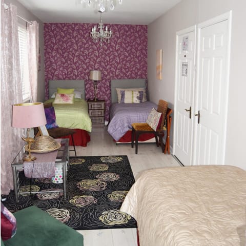 Krakow B&B Bed and Breakfast in Dundalk