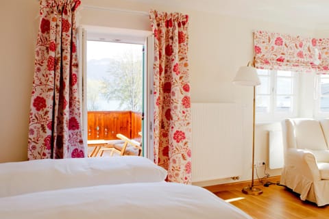 Landhaus Marinella Hotel Garni Bed and Breakfast in Tegernsee