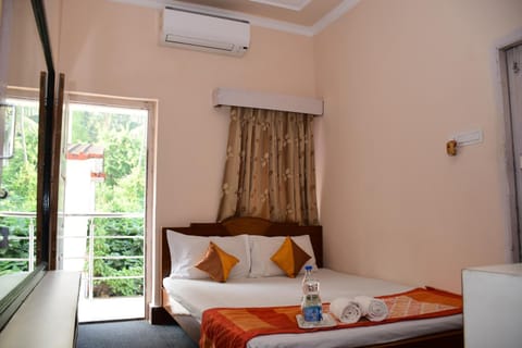 Hotel Dolphin Hotel in West Bengal
