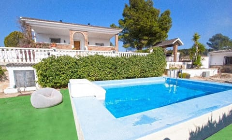 4 bedrooms villa with private pool enclosed garden and wifi at Tortosa Villa in Tortosa