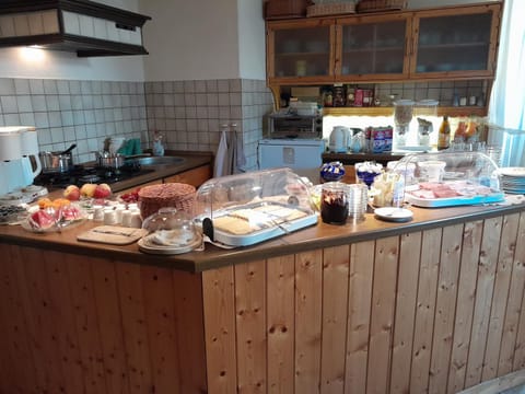 Pension Edelweiß Übernachtung mit Frühstück in Sächsische Schweiz-Osterzgebirge