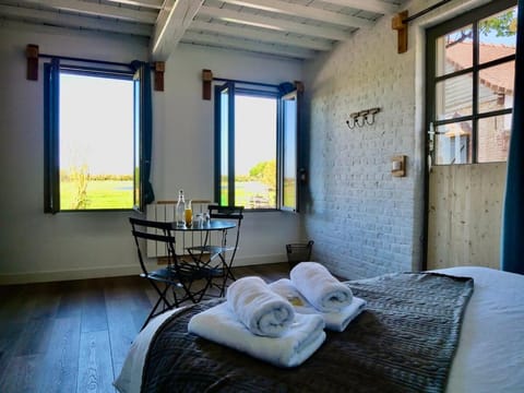 Bedroom, Garden view