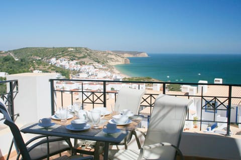 The View – Santo António Villas, Golf & Spa Resort in Faro District