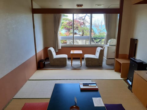 Hotel Grand Toya Ryokan in Hokkaido Prefecture