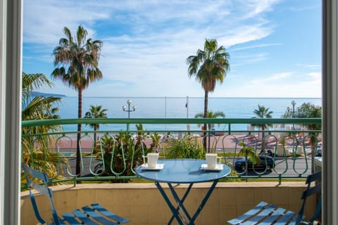 Patio, Sea view