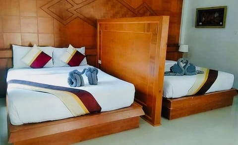 Sleep In Lanta Resort Resort in Sala Dan