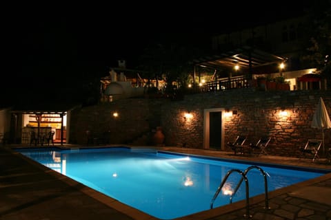 Night, Summer, Pool view, Swimming pool, Swimming pool, Drinks