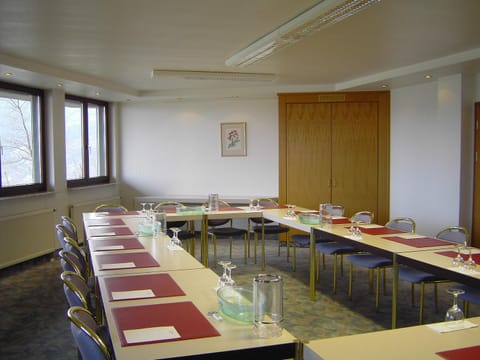 Meeting/conference room