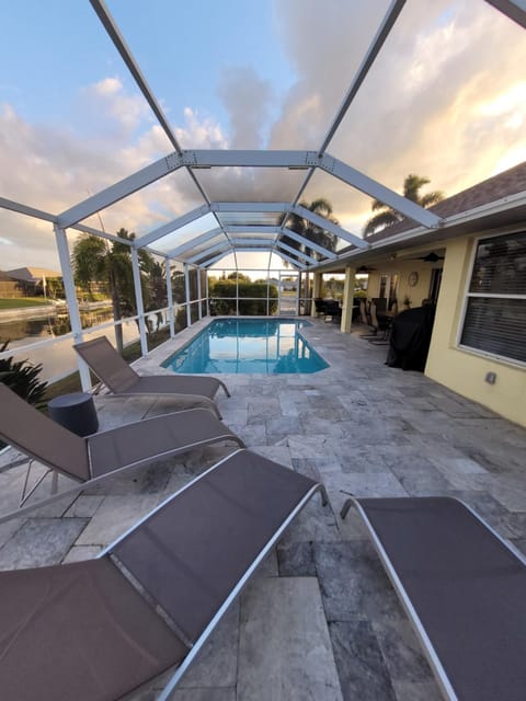 Villa Tortuga - Place to Relax Chalet in Cape Coral