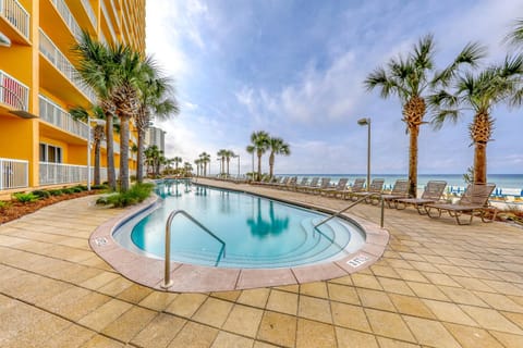 Calypso Resort and Towers E0407 Apartment in Panama City Beach