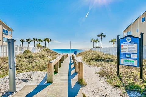 Crystal Beach Townhomes Maison in Destin