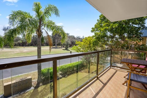 Balcony/Terrace, Garden view