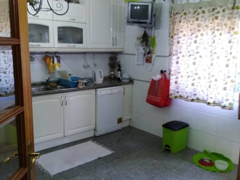 Kitchen or kitchenette, kitchen