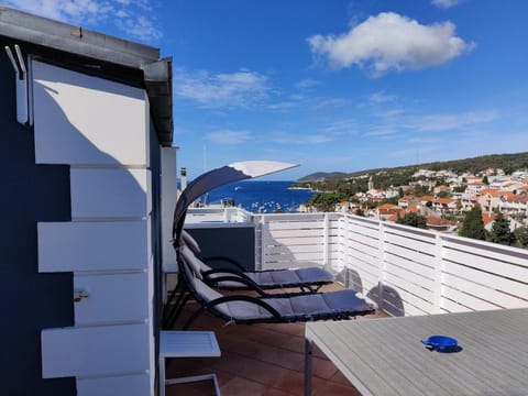 View (from property/room), Balcony/Terrace