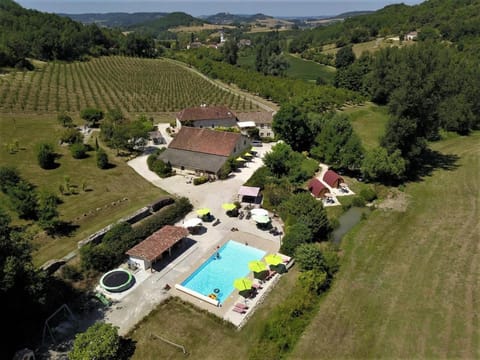 Property building, Pool view