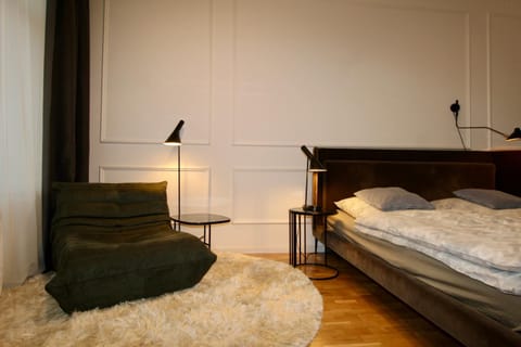 Bed, Photo of the whole room