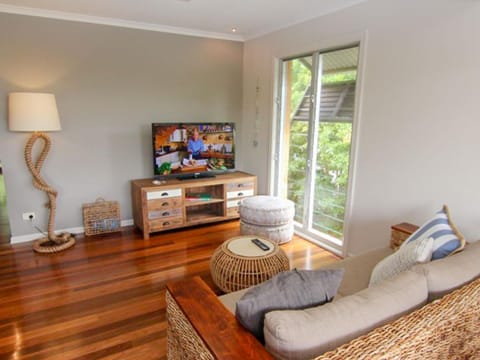 Two Sands by Discover Stradbroke House in Point Lookout