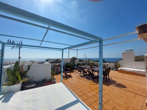 Isleta apartamento con terraza, vistas y WIFI Apartment in Comarca Metropolitana de Almería