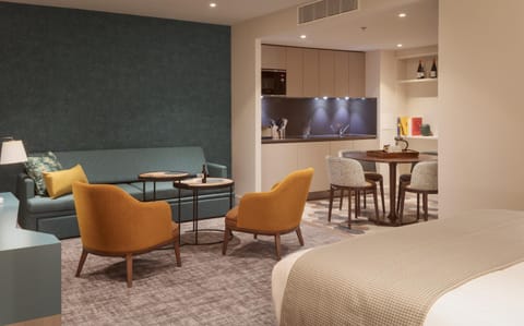 Staybridge Suites London Heathrow - Bath Road, an IHG Aparthotel Hotel in Sipson
