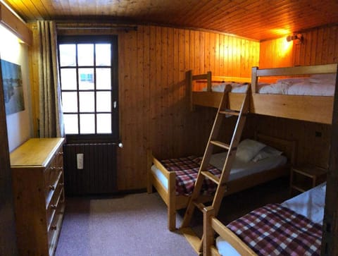 Bed, Photo of the whole room, Bedroom, bunk bed