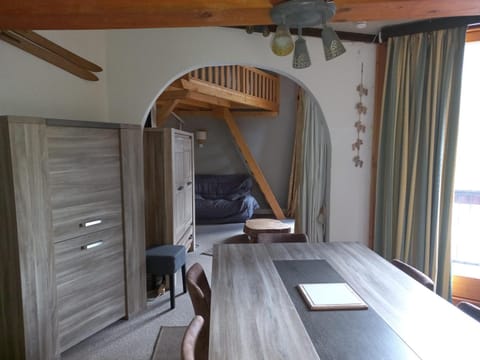 Deux pièces à Tignes avec parking couvert à 20 m des pistes - FR-1-449-65 Apartment in Tignes
