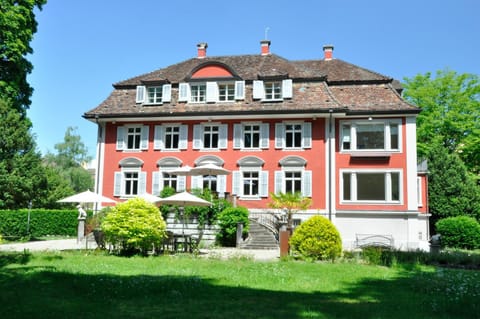 Villa Jakobsbrunnen Übernachtung mit Frühstück in Winterthur