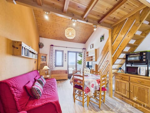 Studio Mezzanine Cosy à 100m des Pistes, Balcon Plein Sud, Quartier Calme - FR-1-398-538 Apartment in Montvalezan