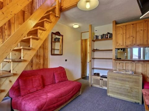 Duplex cosy 5-6 pers au pied des pistes avec TV, DVD et cuisine équipée - FR-1-455-52 Apartment in Mâcot-la-Plagne