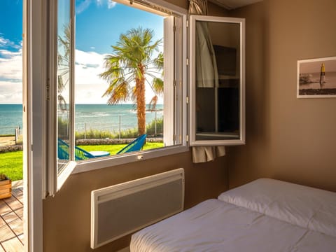 Bedroom, Sea view