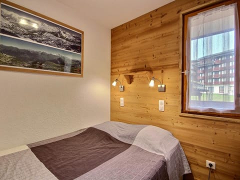 Appartement rénové 4 pers, balcon, proche pistes - FR-1-455-90 Apartment in Mâcot-la-Plagne