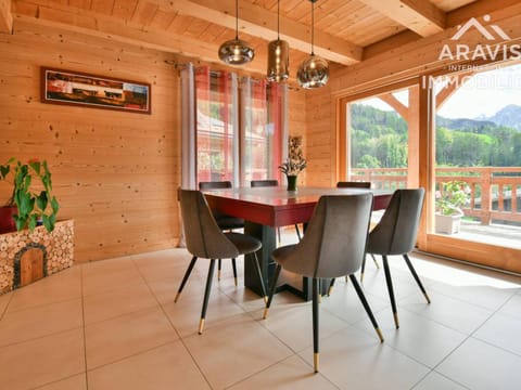 Magnifique chalet indépendant, 8pers, 3 chambres, wifi, parking - FR-1-391-61 Chalet in La Clusaz