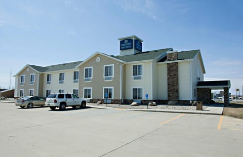 Cobblestone Inn & Suites - Langdon Inn in North Dakota