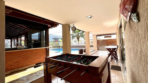 Billiard, Area and facilities