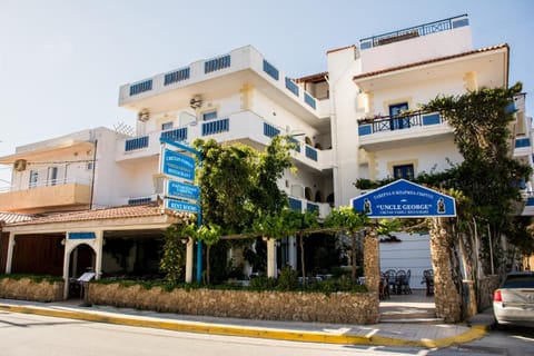 Property building, Facade/entrance