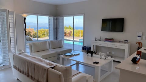 Stella Maris Luxury Apartment apartment in Plettenberg Bay