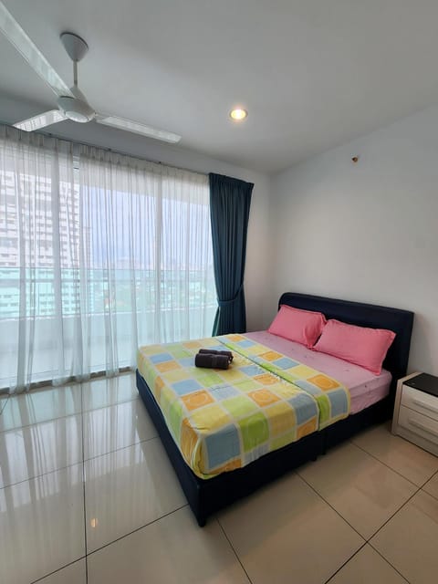 Mansion One by Sky Hive Condo in George Town