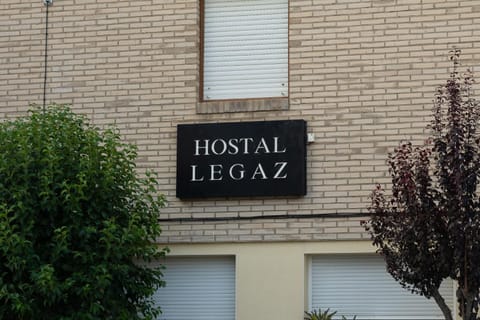 Hostal Legaz Bed and Breakfast in La Rioja