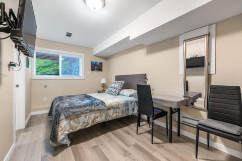 Orchid House near Vancouver YVR Airport Bed and Breakfast in Richmond