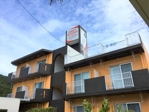 Yenn's Marina Inn Zamami Condominium Apartment hotel in Okinawa Prefecture
