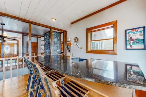 East Cove Maison in Moosehead Lake