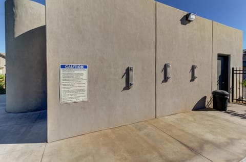 Desert Glow House in Washington