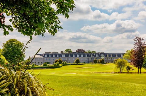 Property building, Day, Natural landscape, Garden