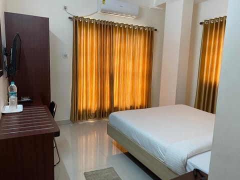 Krishna Kunja " A Quiet & Peaceful Stay " Hotel in Kolkata